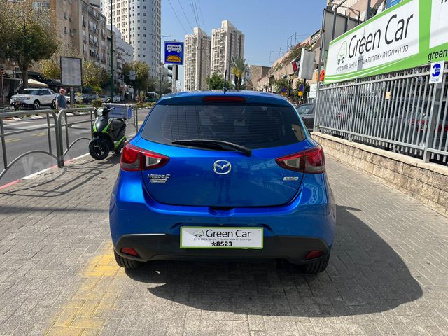 מאזדה 2