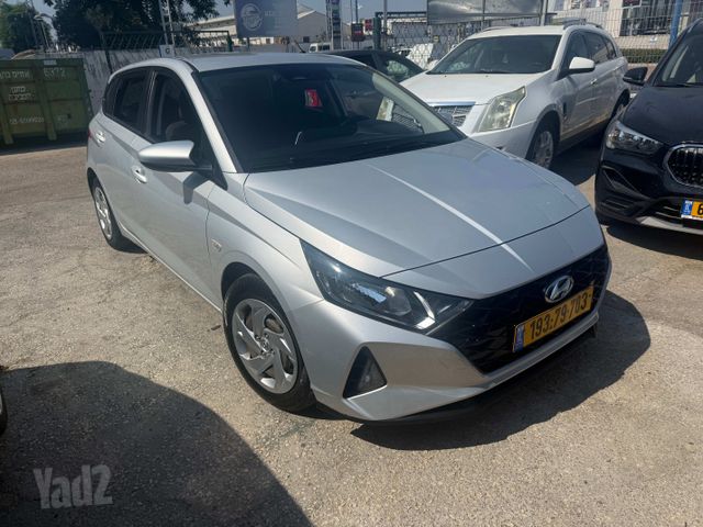 יונדאי i20