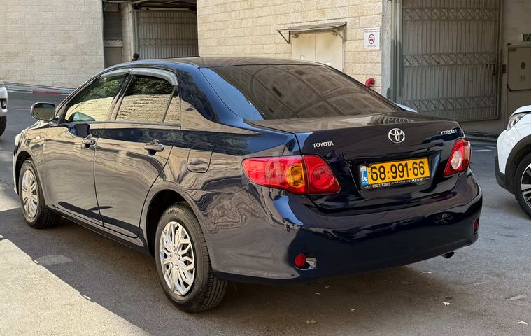 טויוטה קורולה