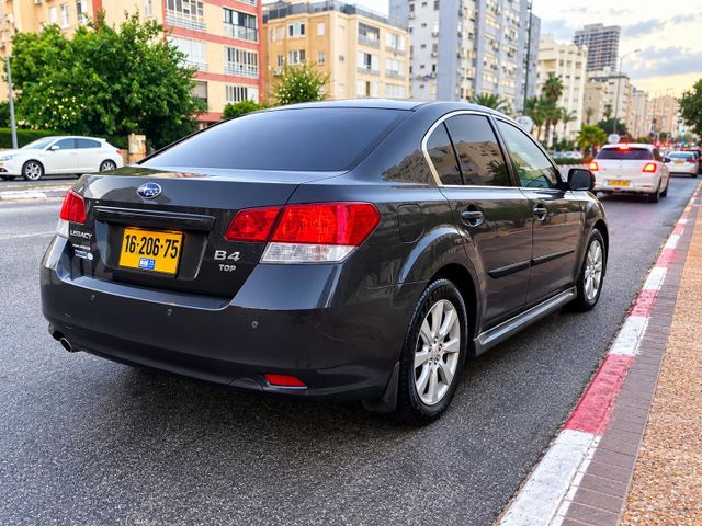 מודעת רכב סובארו B4/לגאסי