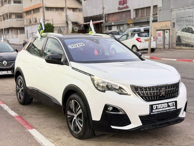 פיג'ו 3008