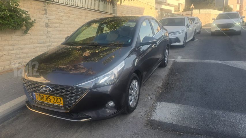 יונדאי אקסנט i25