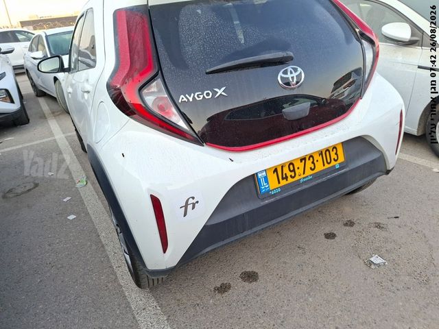 טויוטה אייגו X