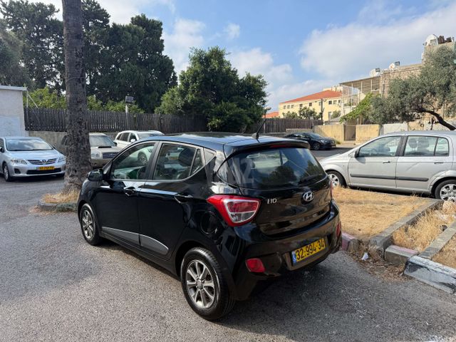 יונדאי i10
