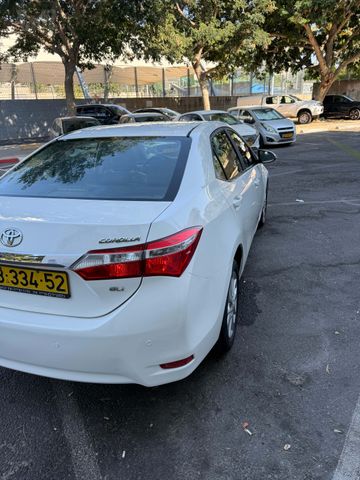 טויוטה קורולה