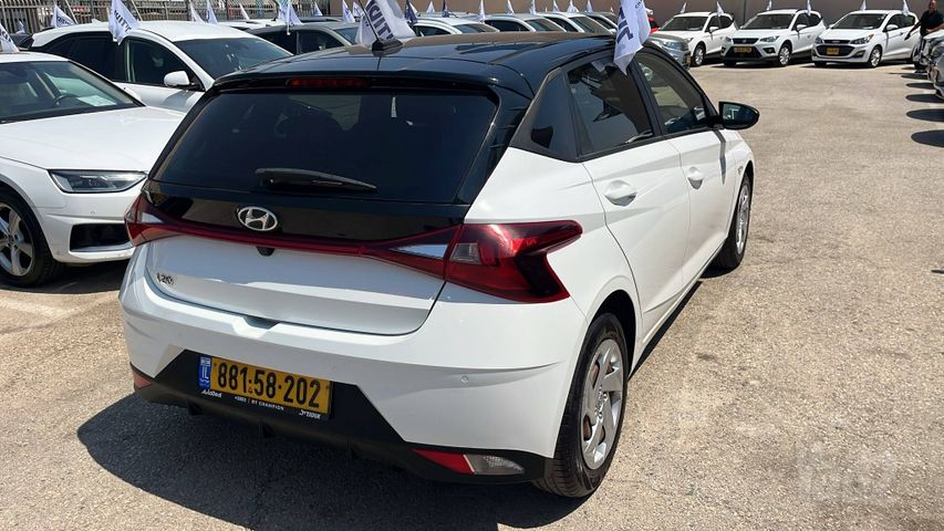יונדאי i20