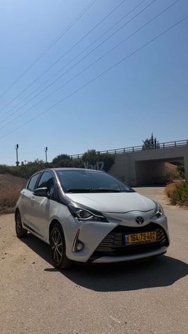 טויוטה יאריס