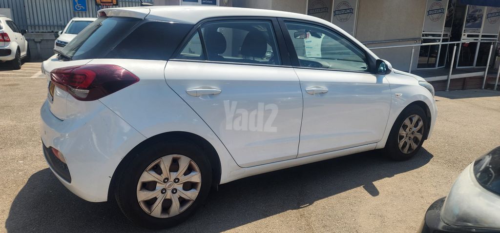 יונדאי i20