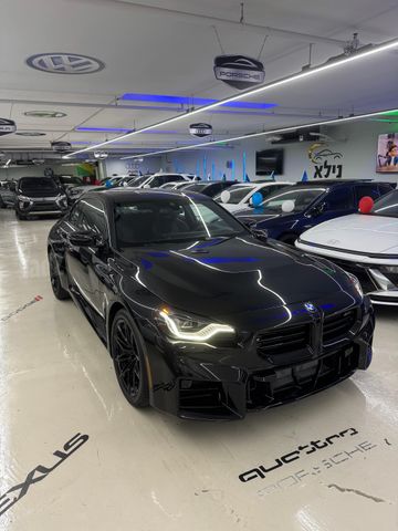 ב מ וו M2