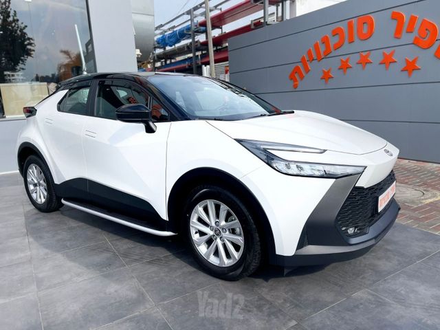 טויוטה C-HR