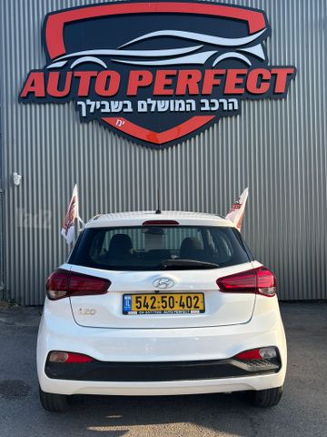 יונדאי i20
