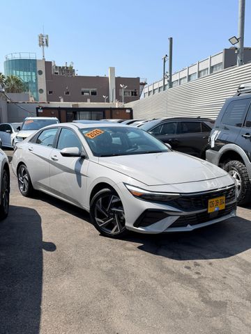 יונדאי אלנטרה