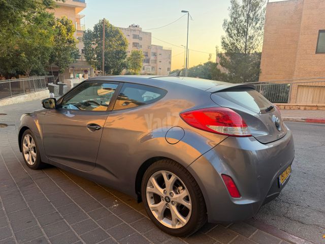 יונדאי ולוסטר