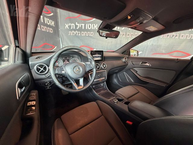 מרצדס-בנץ A-class