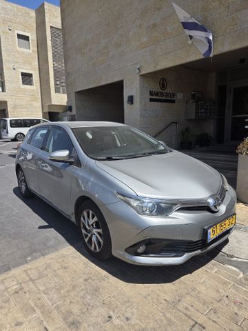 מודעת רכב טויוטה אוריס