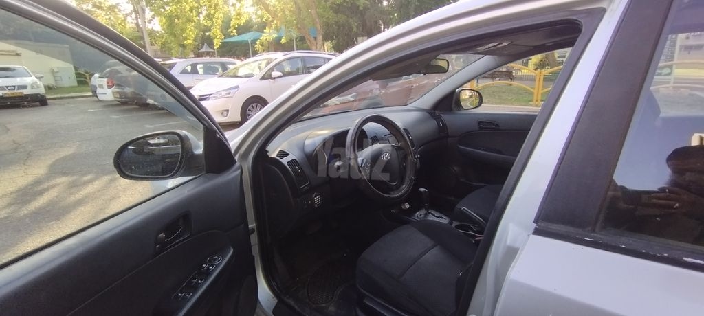 יונדאי i30