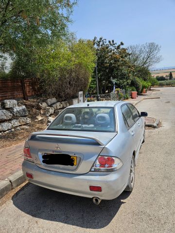 מיצובישי לנסר