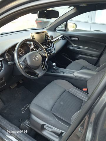 טויוטה C-HR