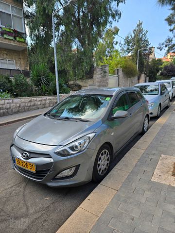 יונדאי i30