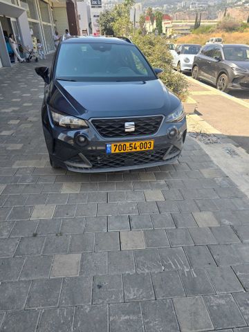סיאט ארונה