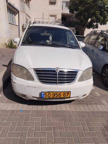 מודעת רכב סאנגיונג רודיוס
