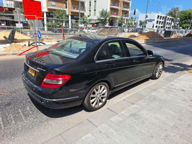 מרצדס-בנץ C-class