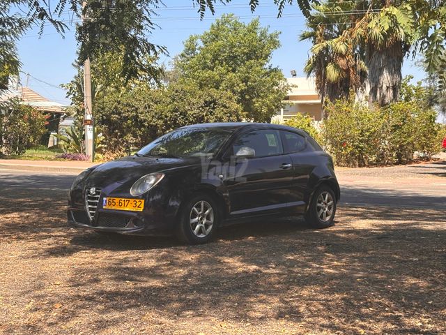 אלפא רומיאו מיטו