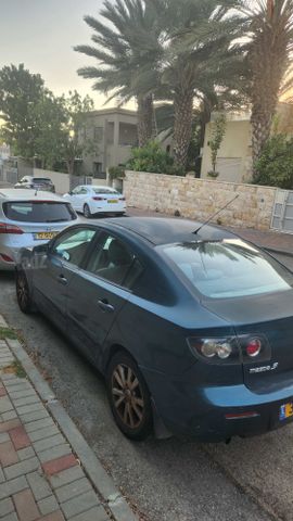 מאזדה 3