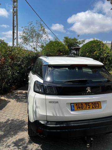 פיג'ו 3008
