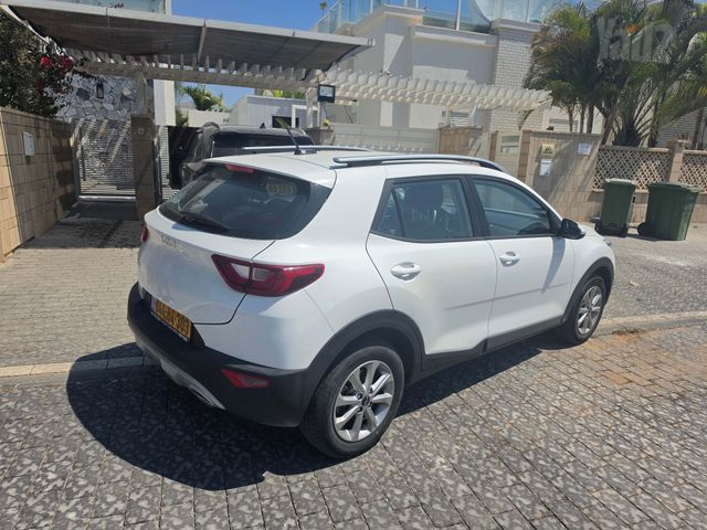 קיה סטוניק