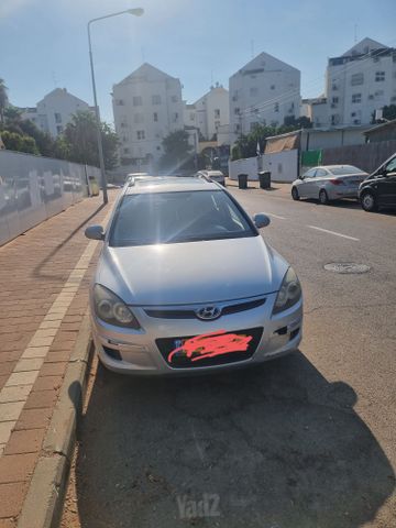 יונדאי i30