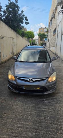 יונדאי i30