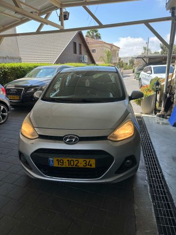 יונדאי i10