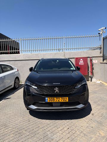 פיג'ו 3008