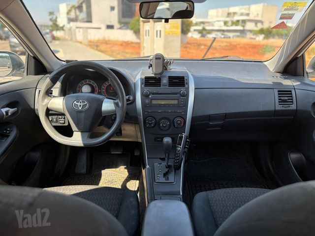 טויוטה קורולה