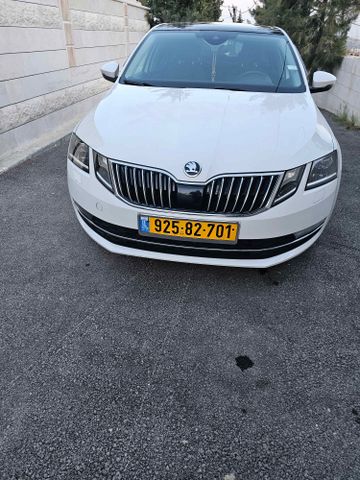 סקודה אוקטביה