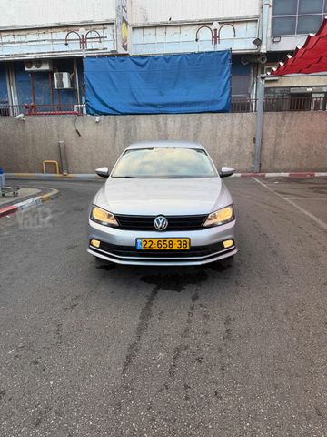 מודעת רכב פולקסווגן ג'טה 