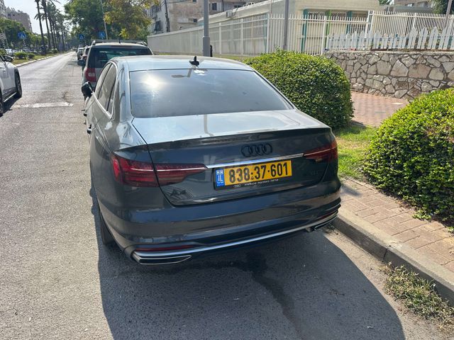 אאודי A4