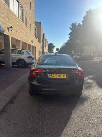 וולוו S60