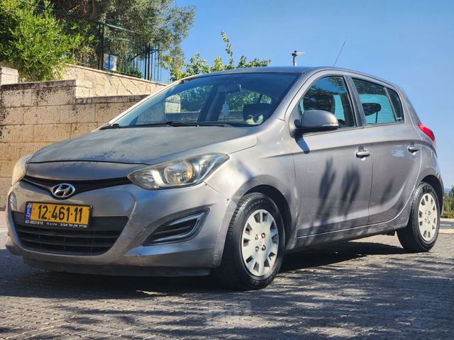 מודעת רכב יונדאי i20