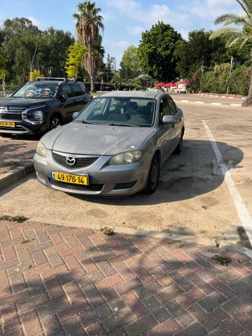 מאזדה 3