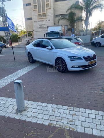 מודעת רכב סקודה סופרב