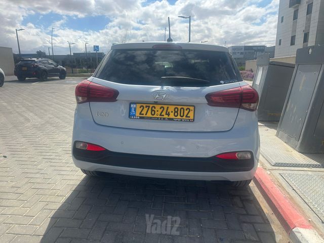 יונדאי i20