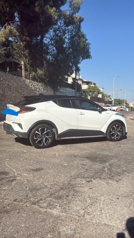 טויוטה C-HR