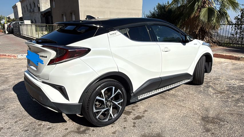 טויוטה C-HR