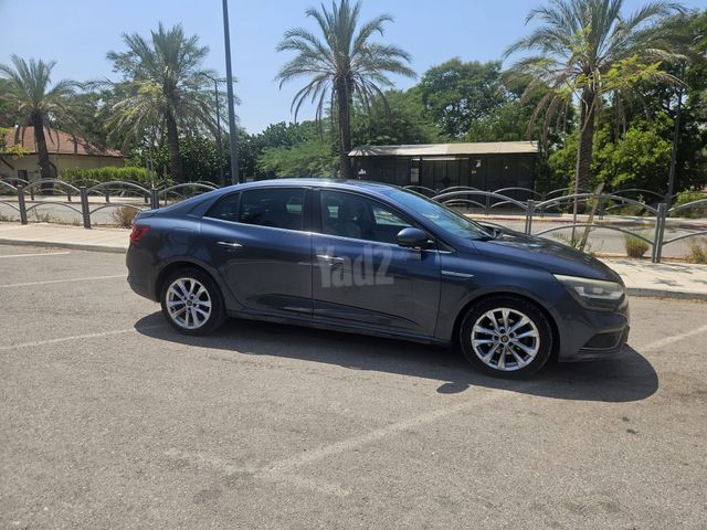 רנו מגאן