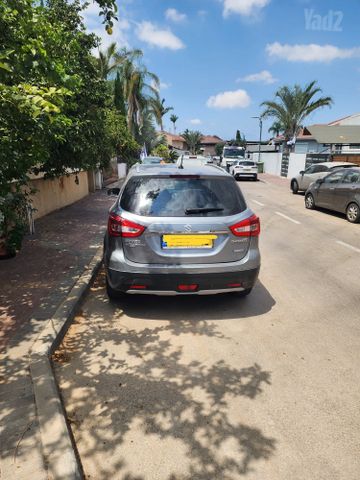 סוזוקי קרוסאובר
