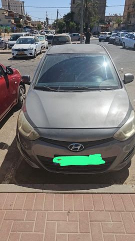 מודעת רכב יונדאי i20