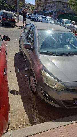 יונדאי i20