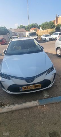 טויוטה קורולה